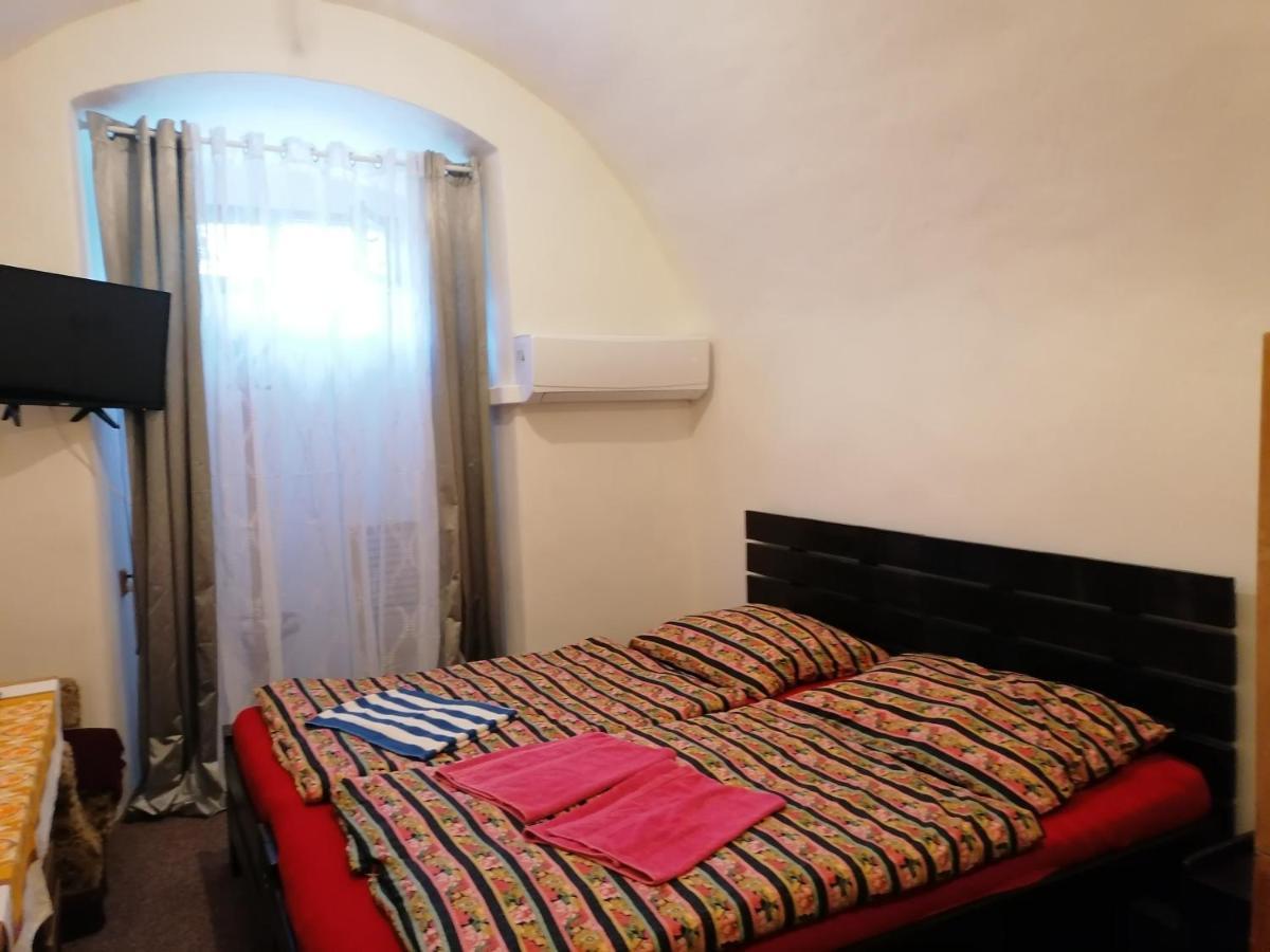 Fara Choustnikovo Hradiste Hotel Luaran gambar