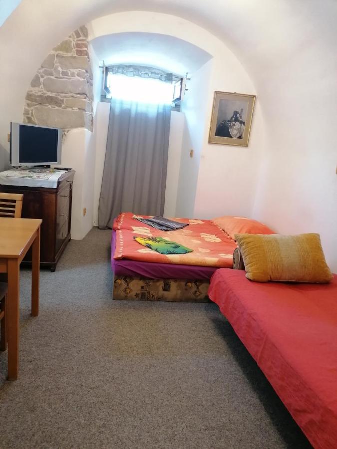 Fara Choustnikovo Hradiste Hotel Luaran gambar