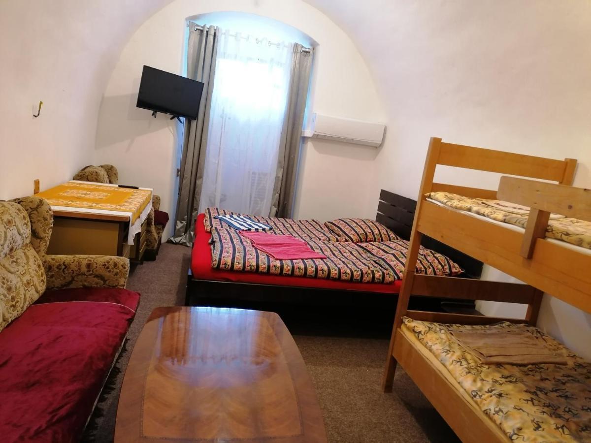 Fara Choustnikovo Hradiste Hotel Luaran gambar