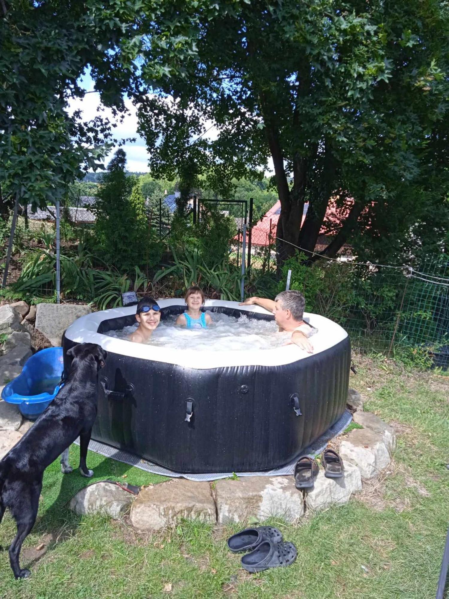 Fara Choustnikovo Hradiste Hotel Luaran gambar